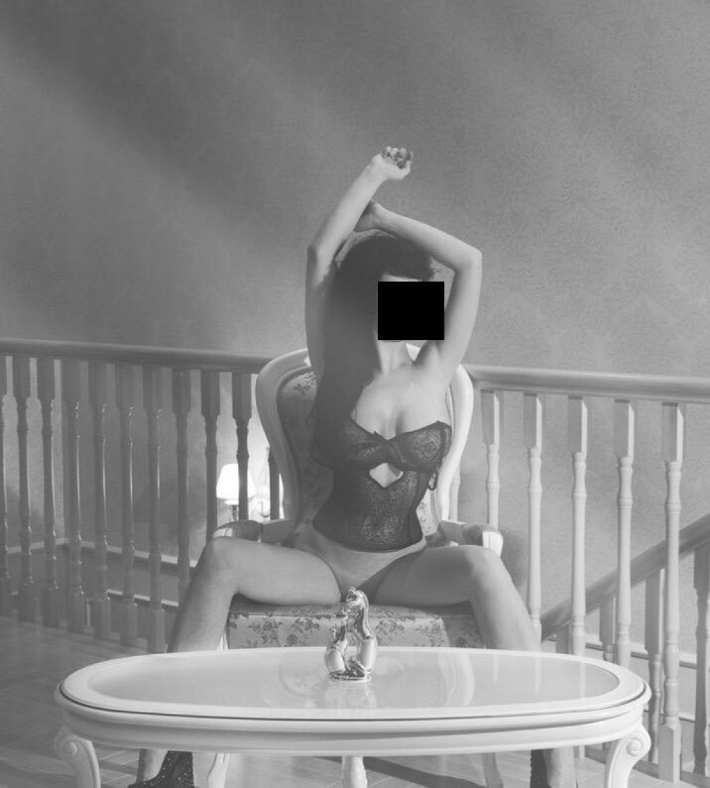 Исмира: проститутки индивидуалки в Рязани